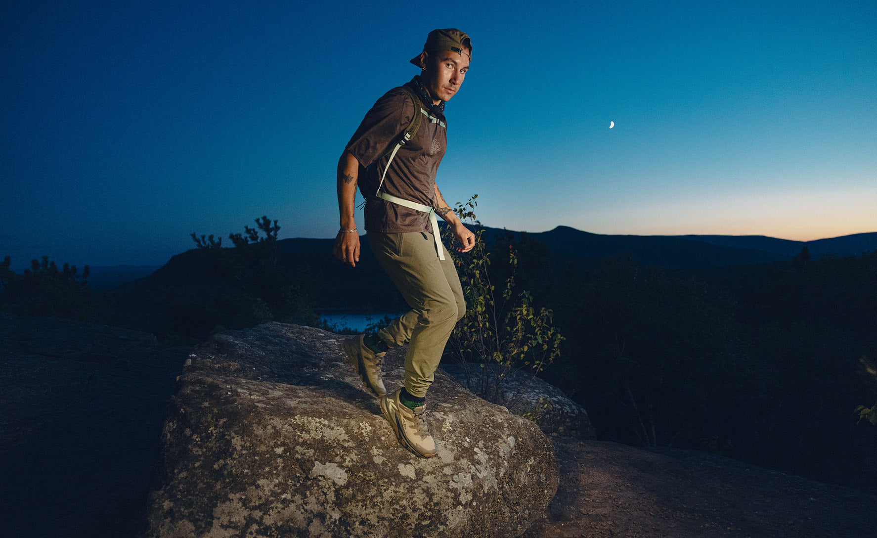 Men's Targhee Apex Waterproof Hiking Shoe | Star White/Lily Pad - Image 7