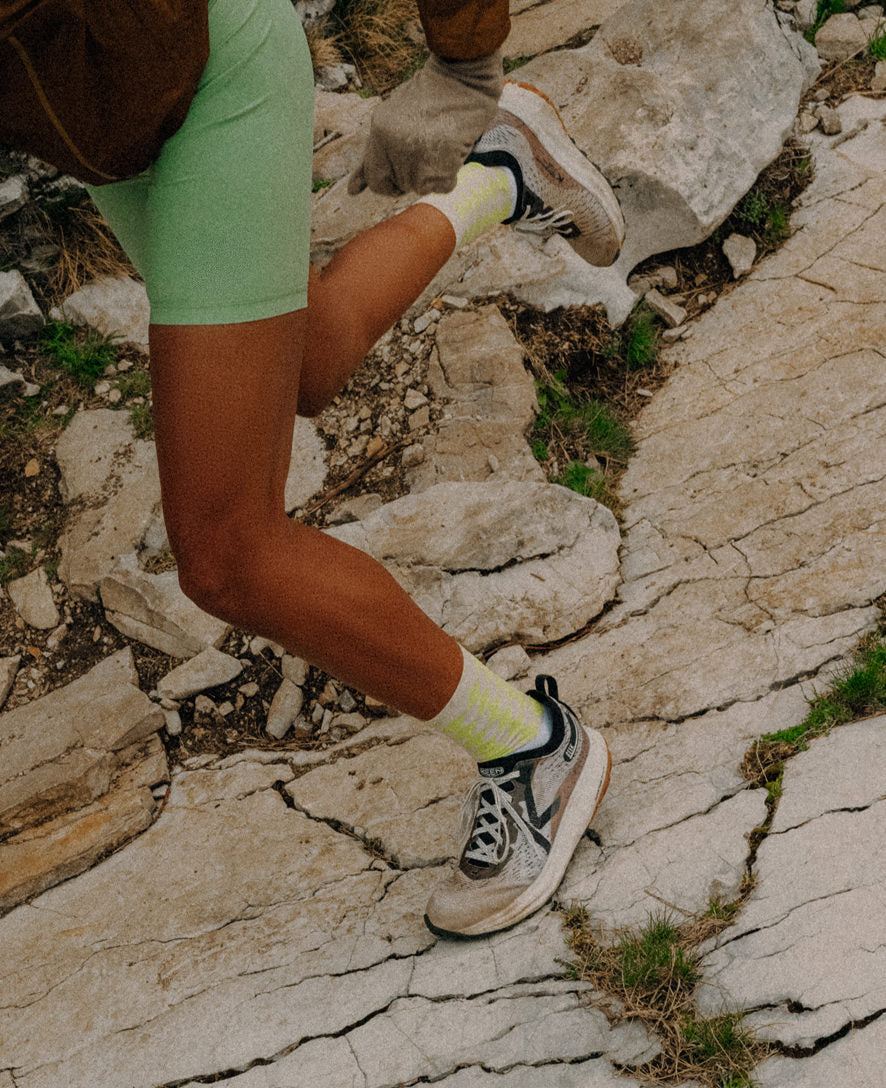 Women's Seek Trail Running Shoe | Safari/Black - Image 9